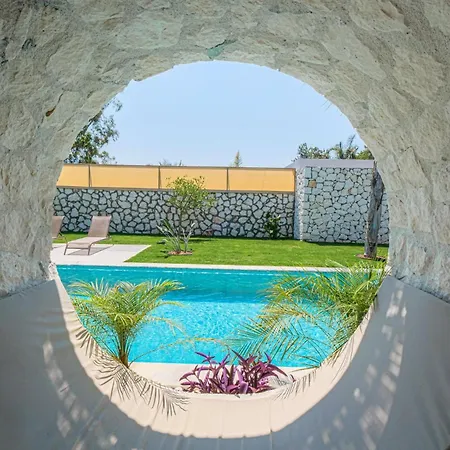 Vio 1 Hotel 4*